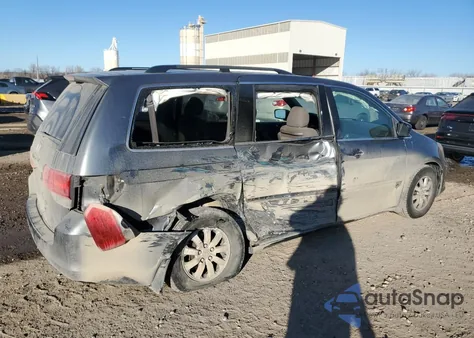 2010 Honda Odyssey Ex from USA, damaged, VIN 5FNRL3H57AB054561